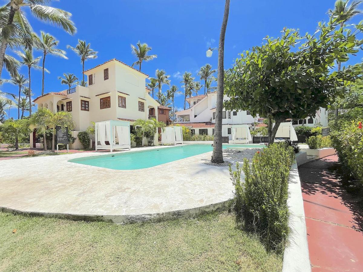 Bavaro Deluxe Los Corales Villas Beach Club & Spa Good Offer For Vacation بونتا كانا الغرفة الصورة